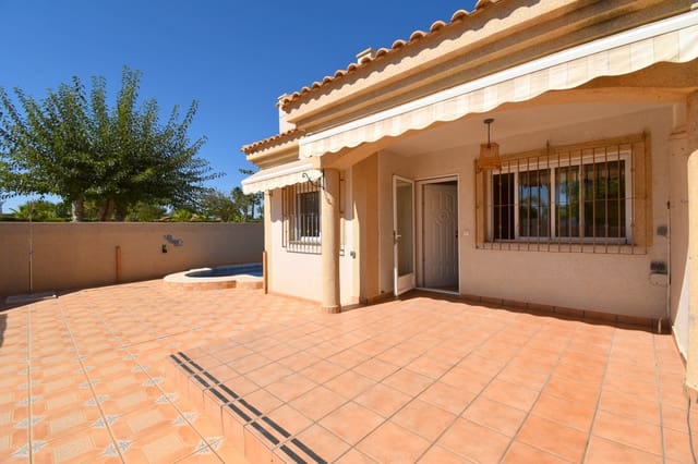 3 sypialnia Dom na sprzedaż w Torre de la Horadada, Pilar de la Horadada z basenem garażem - 365 000 € (Ref: 10101863)