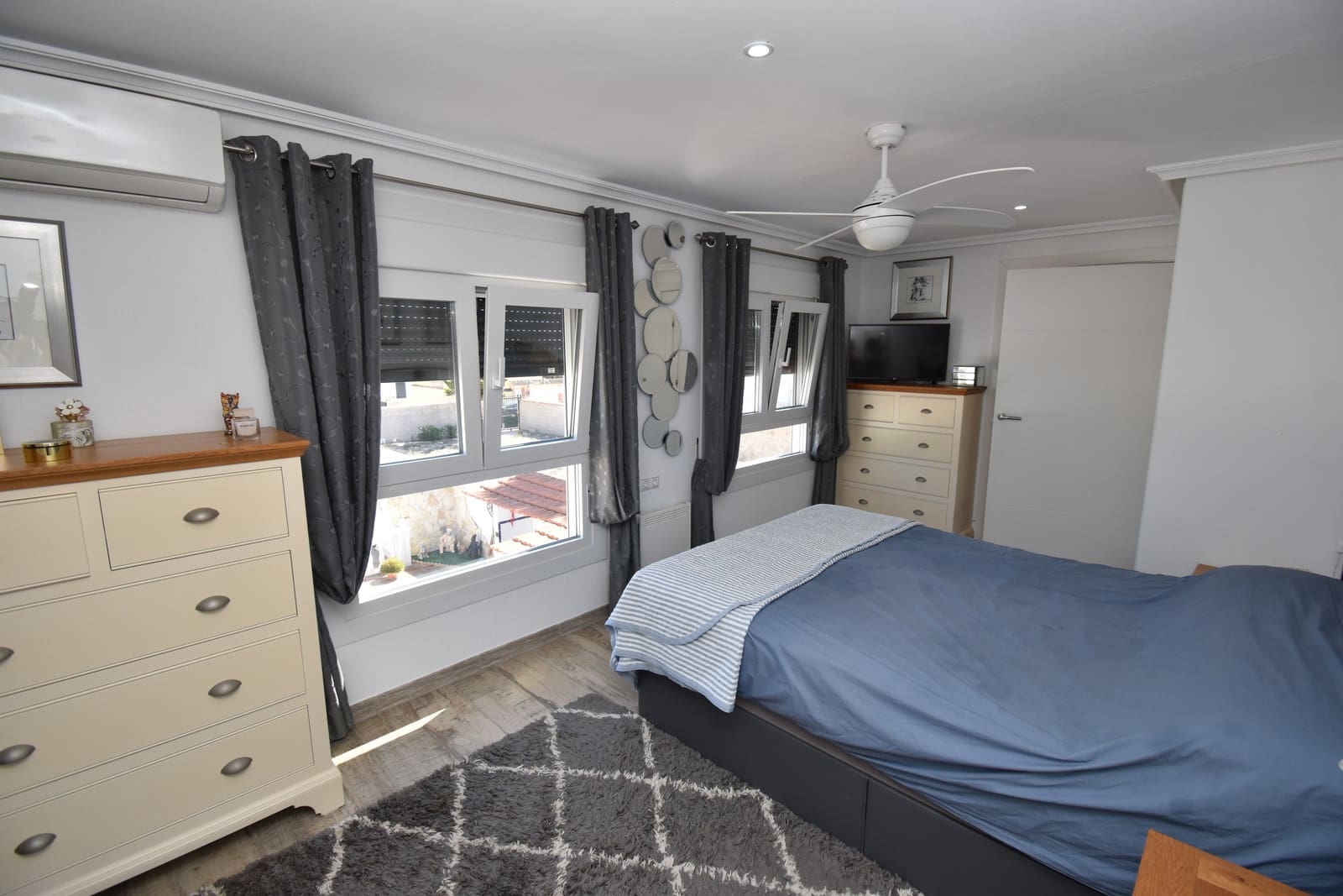4 chambre Villa/Maison à vendre à La Zenia avec piscine garage - 475 000 € (Ref: 10101864)