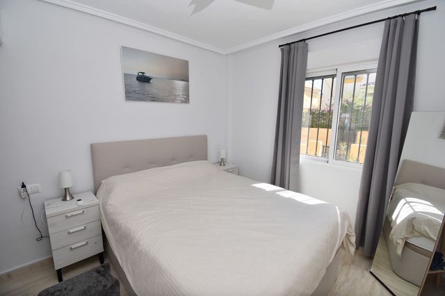2 soveværelse Lejlighed til salg i Los Dolses, Orihuela med swimmingpool garage - € 219.000 (Ref: 10108995)