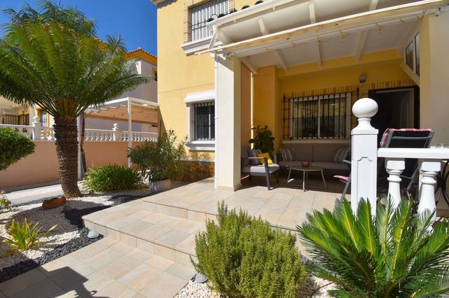 2 soveværelse Lejlighed til salg i Los Dolses, Orihuela med swimmingpool garage - € 219.000 (Ref: 10108995)