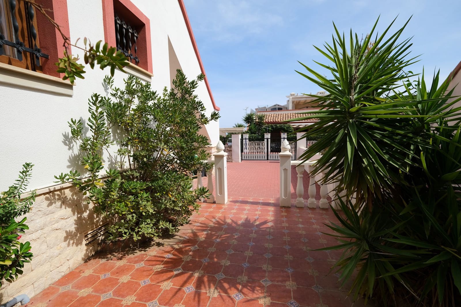 2 Zimmer Bungalow zu verkaufen in San Miguel de Salinas mit Pool Garage - 189.000 € (Ref: 10115425)