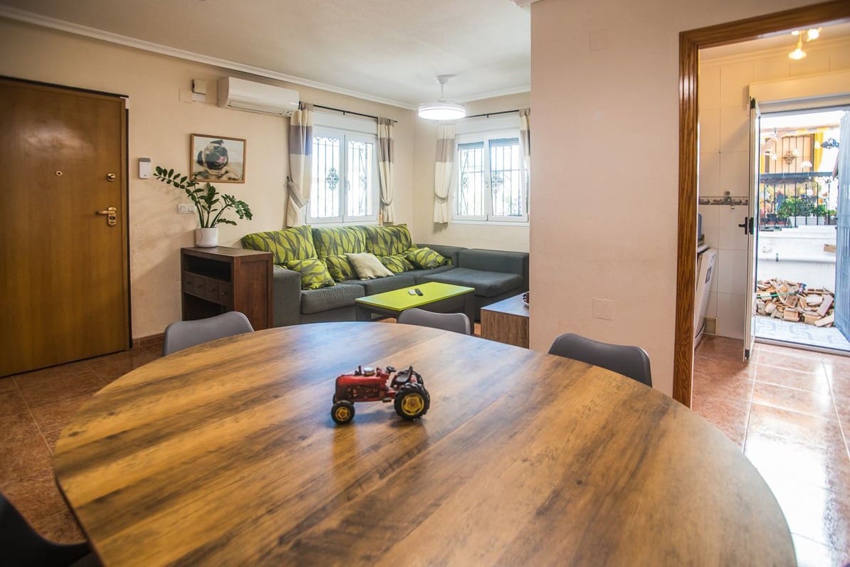 3 camera da letto Casa in vendita in Vistabella con piscina garage - 215.000 € (Rif: 10115428)