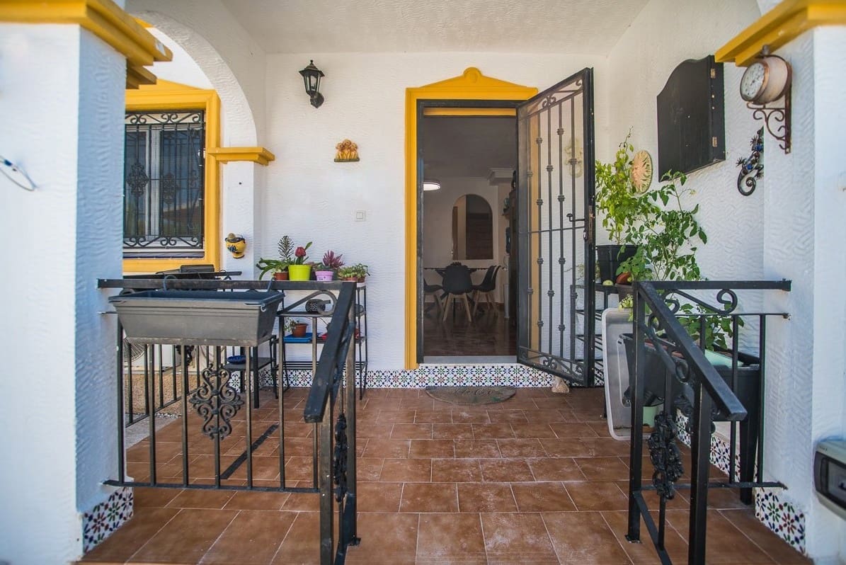 3 camera da letto Casa in vendita in Vistabella con piscina garage - 215.000 € (Rif: 10115428)