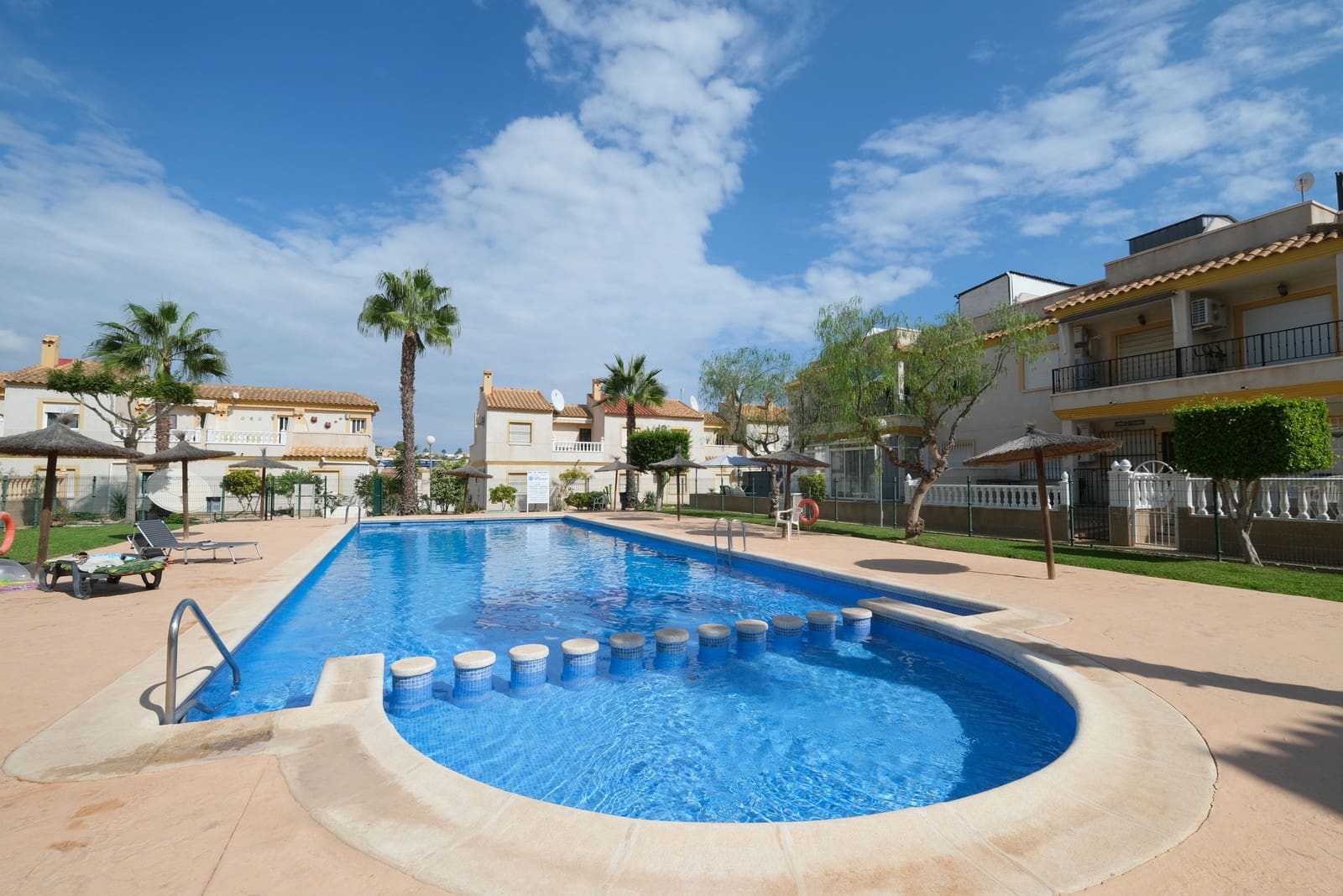2 sovrum Lägenhet till salu i Villamartin med pool garage - 175 000 € (Ref: 10118829)