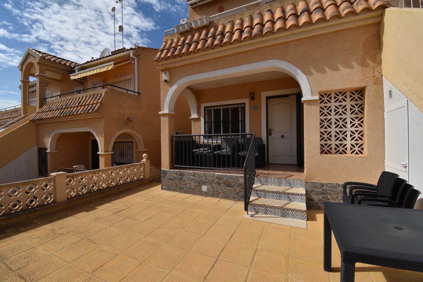 2 Zimmer Apartment zu verkaufen in Villamartin mit Pool - 140.000 € (Ref: 10123512)