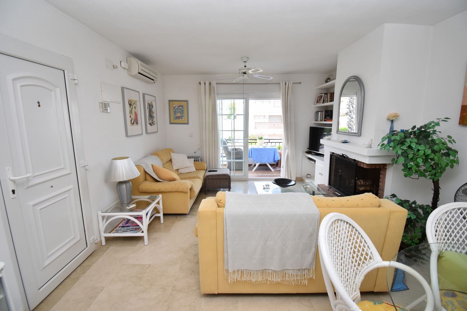 2 quarto Penthouse para venda em Villamartin com piscina - 179 000 € (Ref: 10123514)