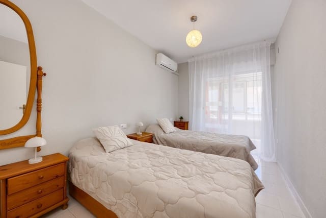 1 makuuhuone Huoneisto myytävänä paikassa Torreblanca, Torrevieja mukana uima-altaan - 133 900 € (Ref: 10128119)