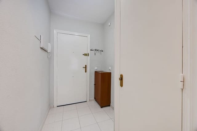 1 makuuhuone Huoneisto myytävänä paikassa Torreblanca, Torrevieja mukana uima-altaan - 133 900 € (Ref: 10128119)