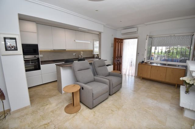 3 makuuhuone Omakotitalo myytävänä paikassa Los Dolses, Orihuela mukana uima-altaan - 299 999 € (Ref: 10131285)