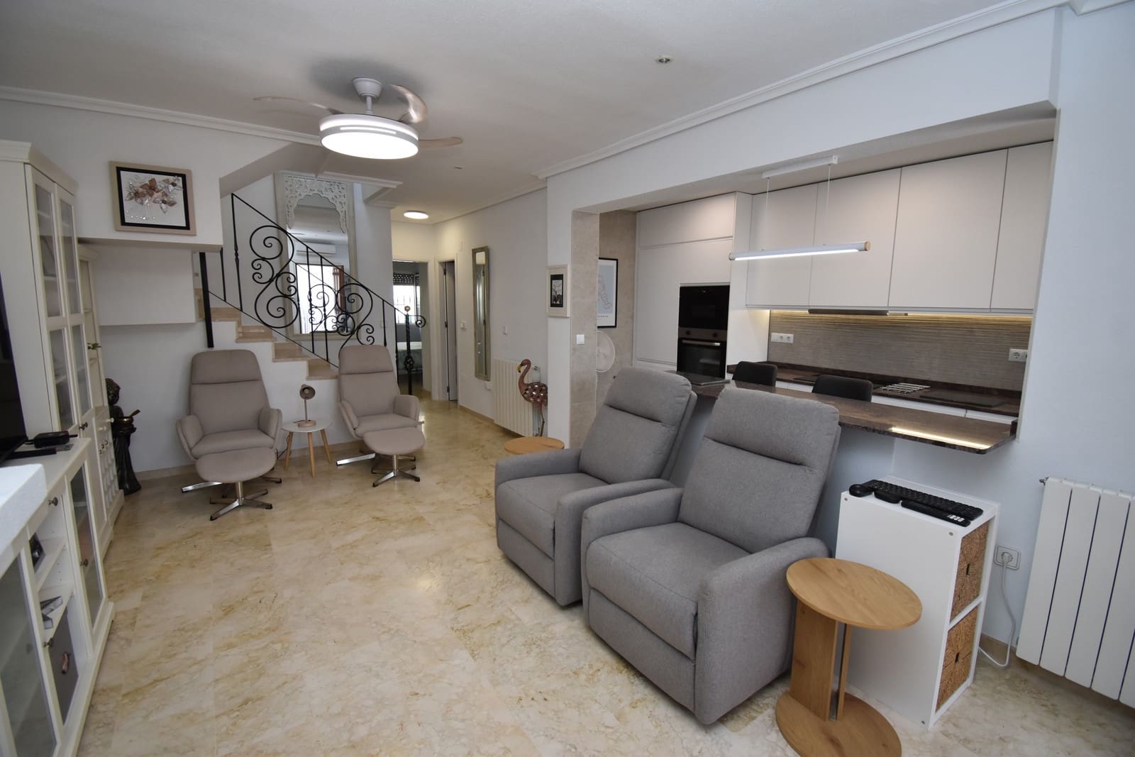 3 makuuhuone Omakotitalo myytävänä paikassa Los Dolses mukana uima-altaan - 299 999 € (Ref: 10131285)