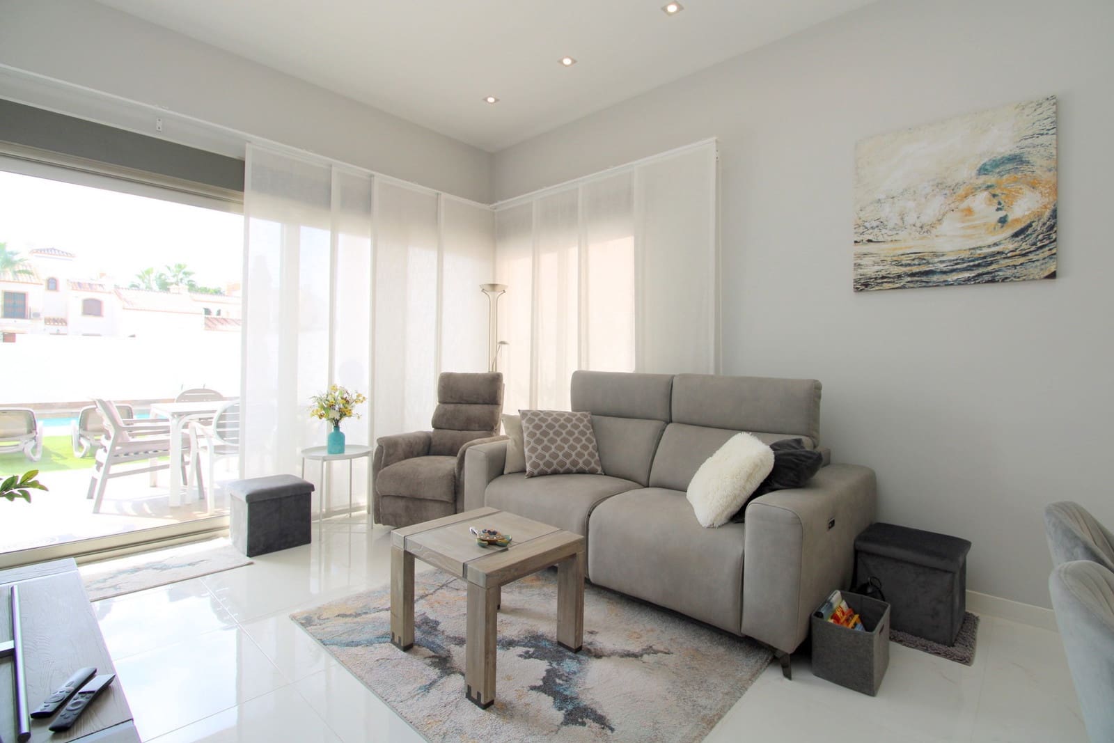 3 quarto Moradia para venda em Villamartin com piscina garagem - 439 999 € (Ref: 10131287)