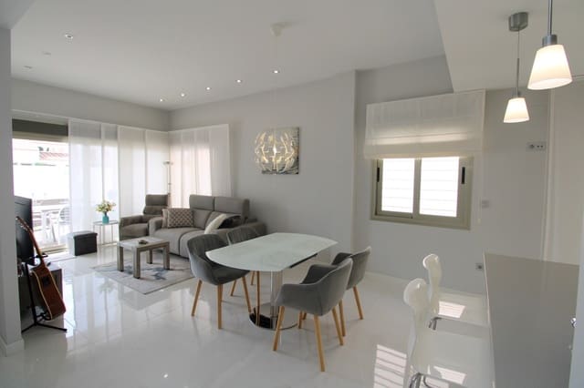 3 quarto Moradia para venda em Villamartin, Orihuela com piscina garagem - 439 999 € (Ref: 10131287)