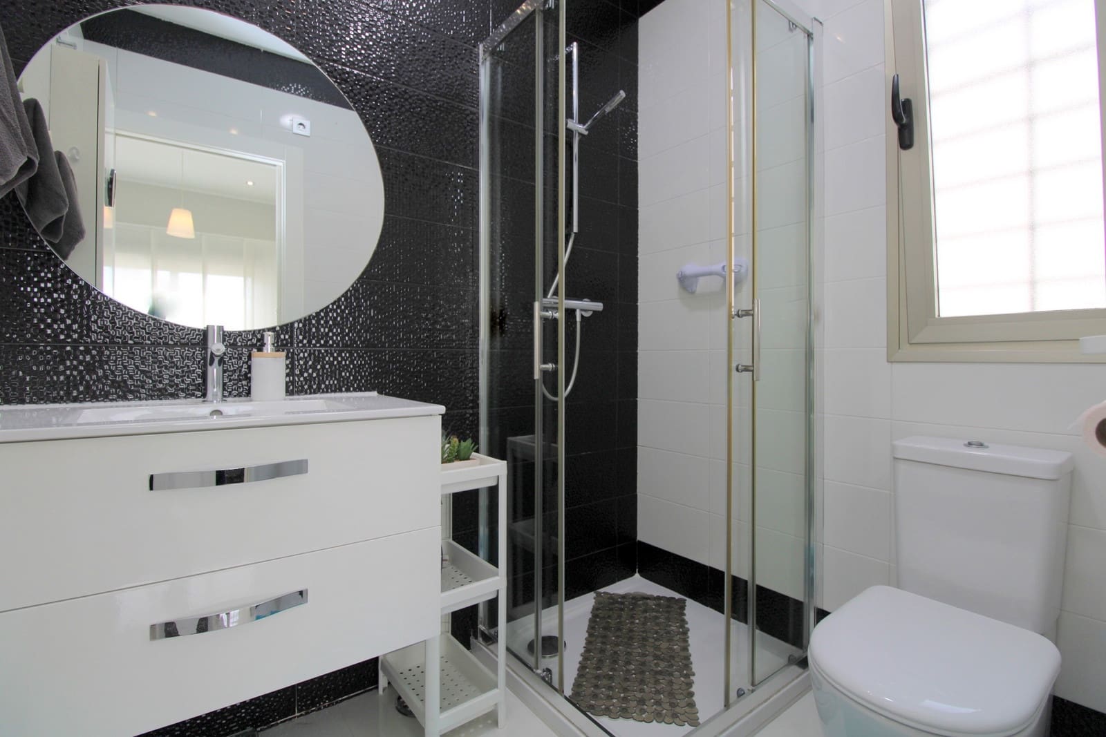 3 quarto Moradia para venda em Villamartin com piscina garagem - 439 999 € (Ref: 10131287)