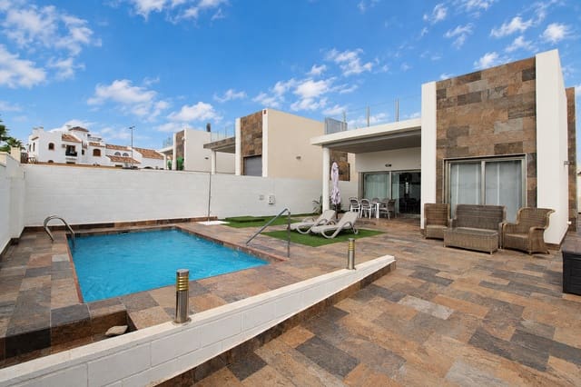 3 quarto Moradia para venda em Villamartin, Orihuela com piscina garagem - 439 999 € (Ref: 10131287)