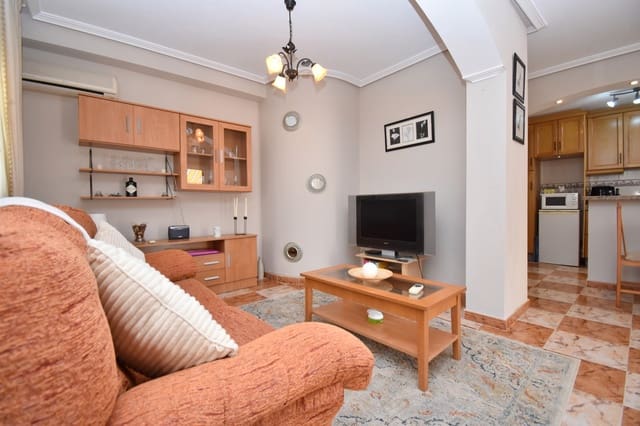 2 soverom Hus til salgs i Cabo Roig, Orihuela med svømmebasseng garasje - € 199 000 (Ref: 10139277)