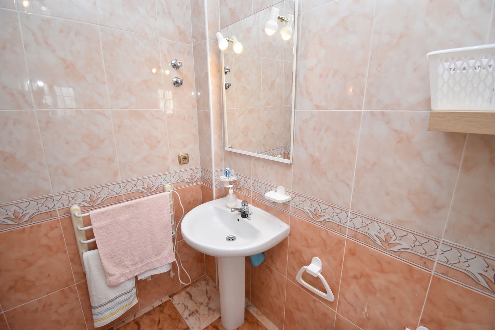2 soverom Hus til salgs i Cabo Roig med svømmebasseng garasje - € 199 000 (Ref: 10139277)