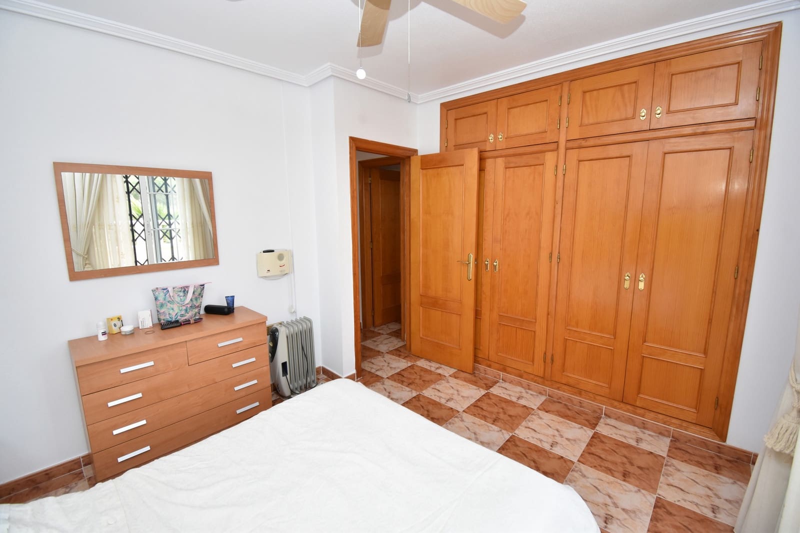 2 soverom Hus til salgs i Cabo Roig med svømmebasseng garasje - € 199 000 (Ref: 10139277)