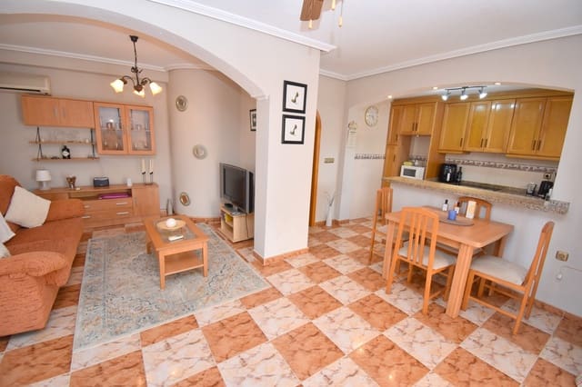 2 soverom Hus til salgs i Cabo Roig, Orihuela med svømmebasseng garasje - € 199 000 (Ref: 10139277)
