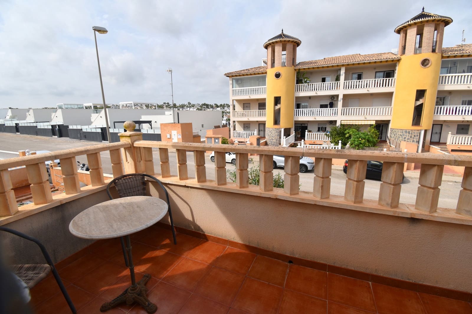 3 soverom Hus til salgs i Cabo Roig med svømmebasseng garasje - € 219 999 (Ref: 10139278)