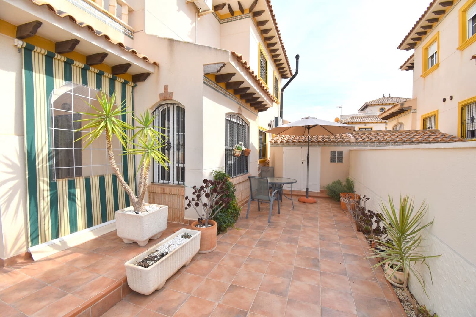 3 soverom Hus til salgs i Cabo Roig med svømmebasseng garasje - € 219 999 (Ref: 10139278)