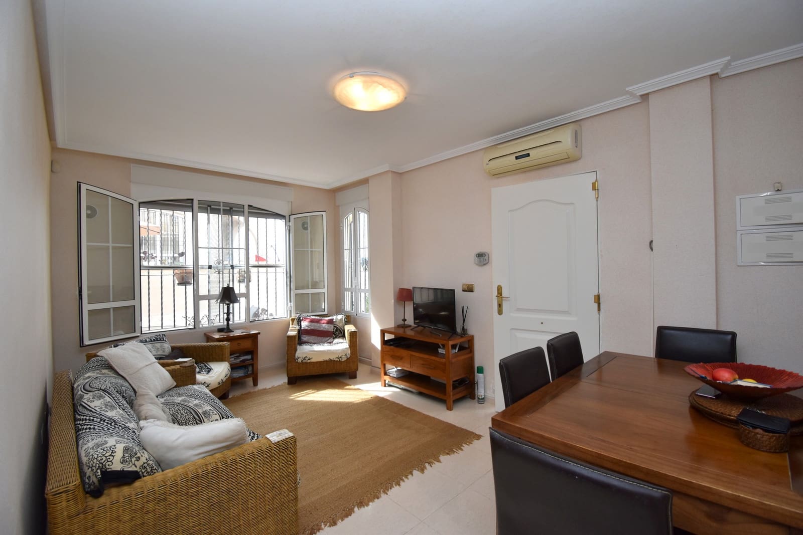 3 soverom Hus til salgs i Cabo Roig med svømmebasseng garasje - € 219 999 (Ref: 10139278)