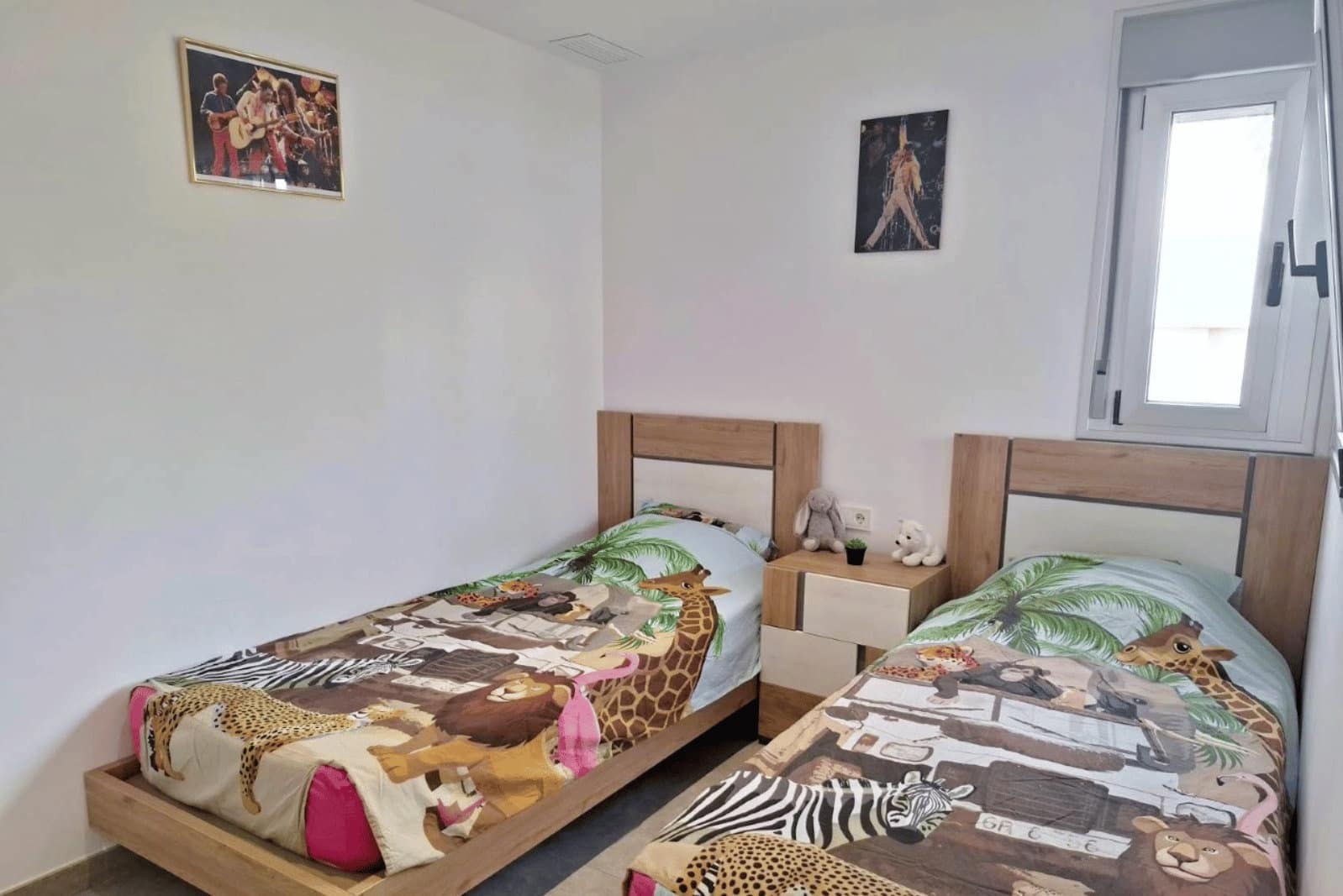 3 sypialnia Willa na sprzedaż w Santiago de la Ribera z basenem garażem - 329 000 € (Ref: 10139280)