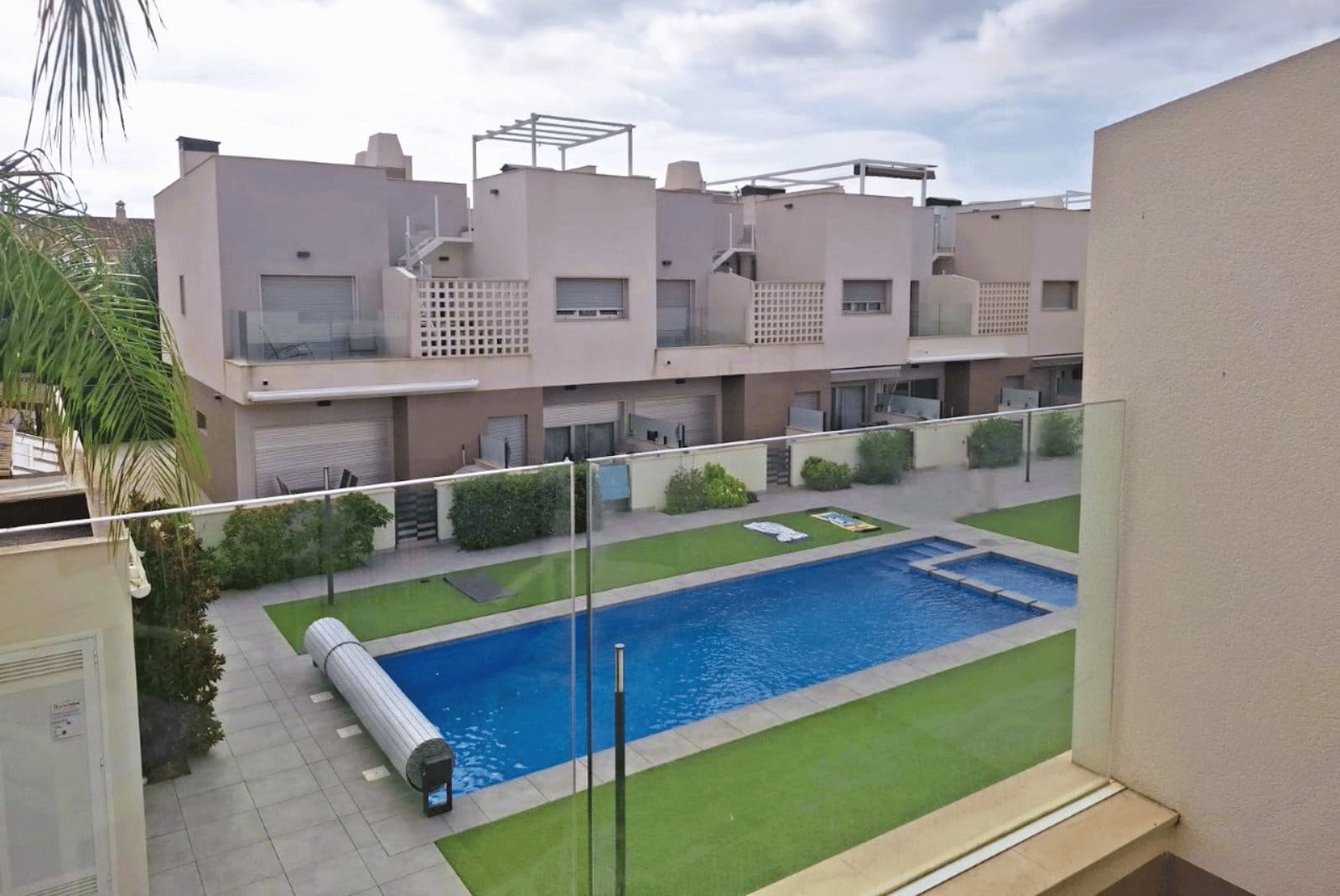 3 sypialnia Willa na sprzedaż w Santiago de la Ribera z basenem garażem - 329 000 € (Ref: 10139280)