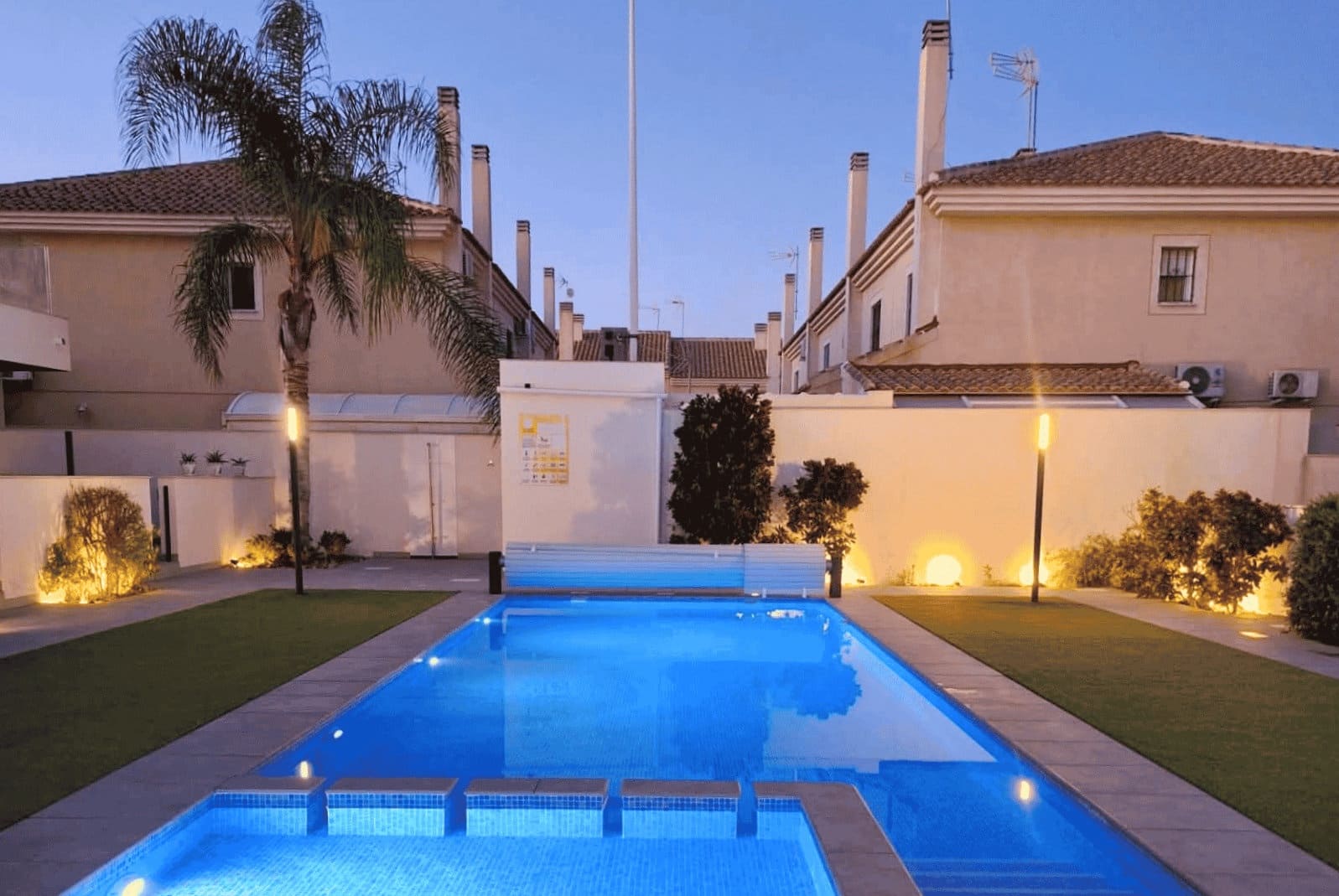 3 sypialnia Willa na sprzedaż w Santiago de la Ribera z basenem garażem - 329 000 € (Ref: 10139280)