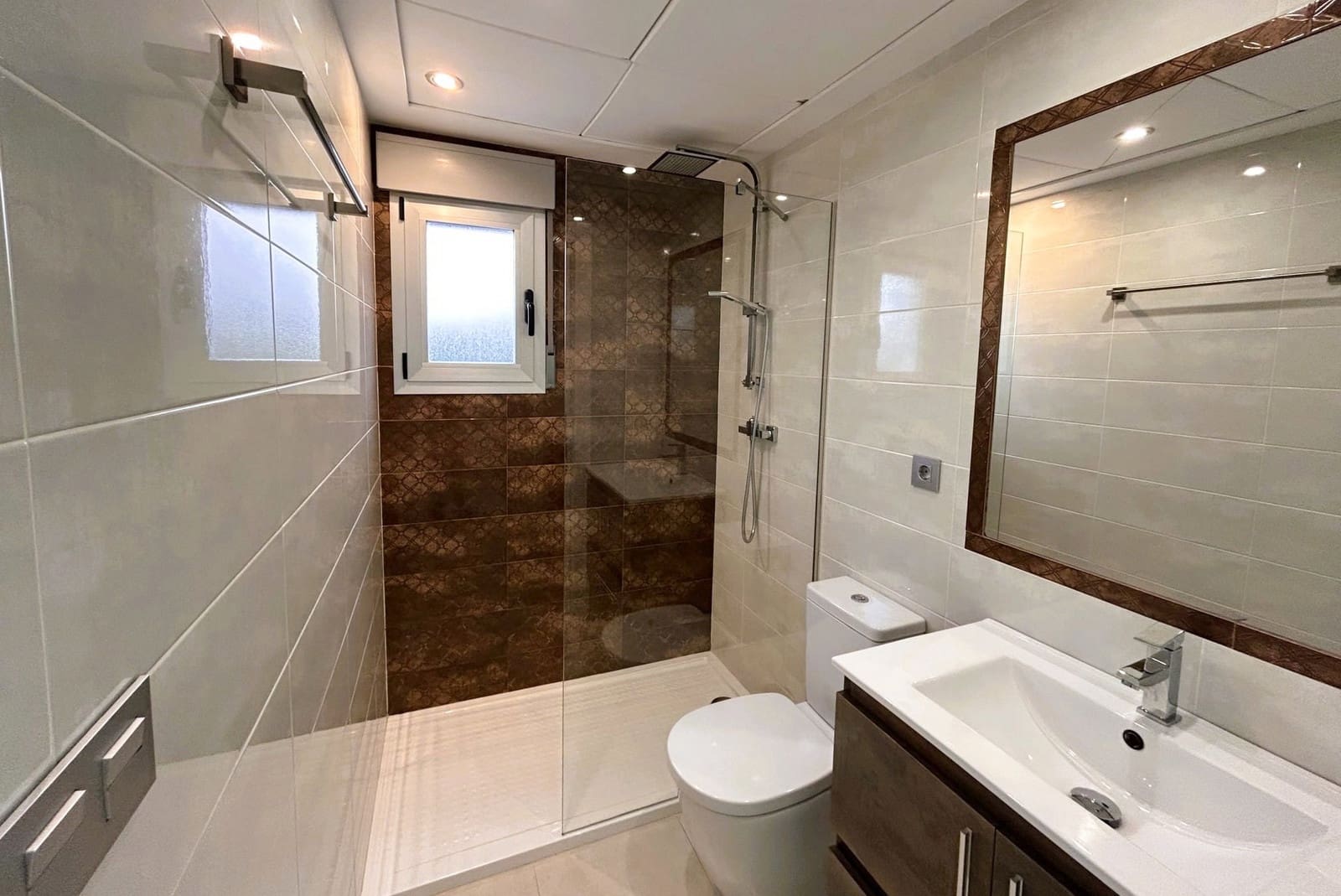 3 chambre Villa/Maison à vendre à Lo Pagan avec piscine garage - 357 000 € (Ref: 10139281)