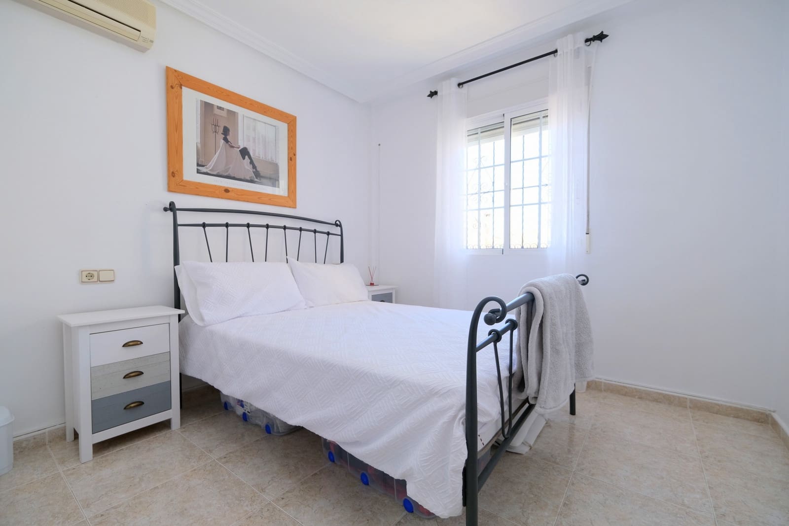 3 bedroom Villa for sale in Villamartin with pool - € 395,000 (Ref: 10141733)