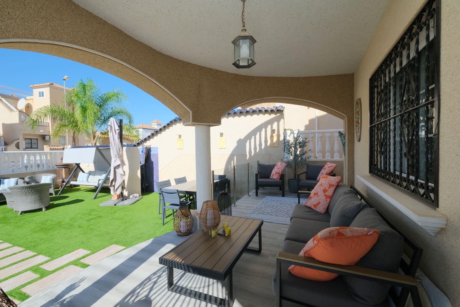 3 bedroom Villa for sale in Villamartin with pool - € 395,000 (Ref: 10141733)