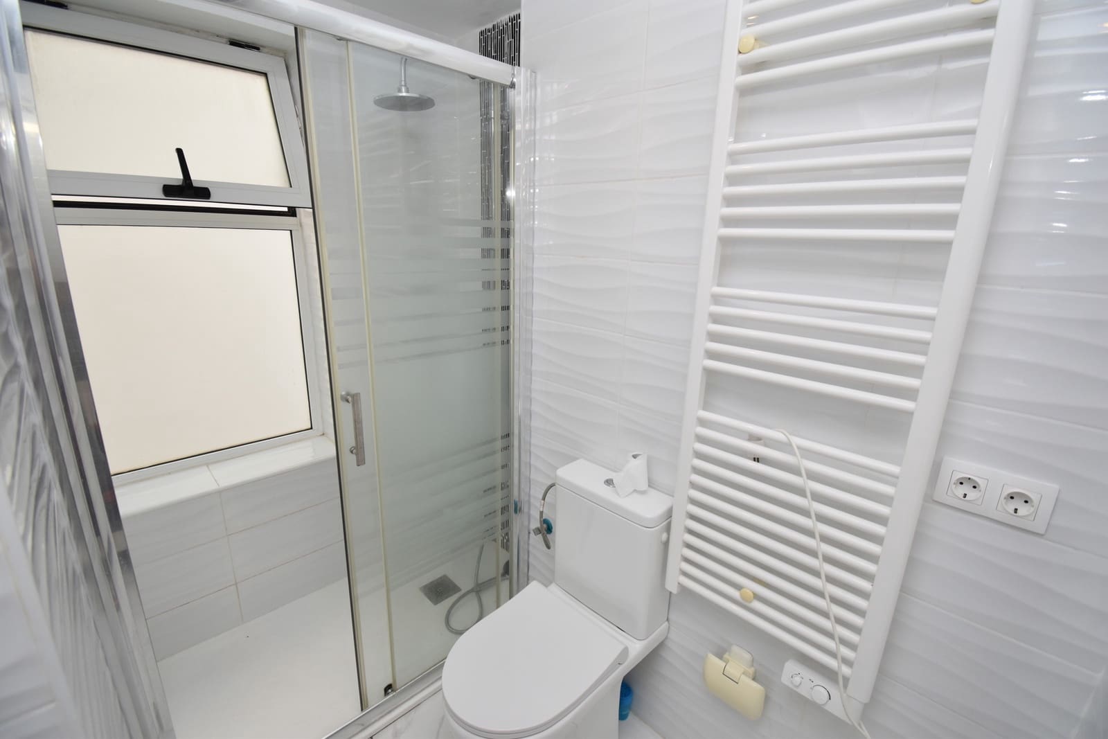2 sovrum Lägenhet till salu i La Zenia med pool garage - 215 000 € (Ref: 10146321)