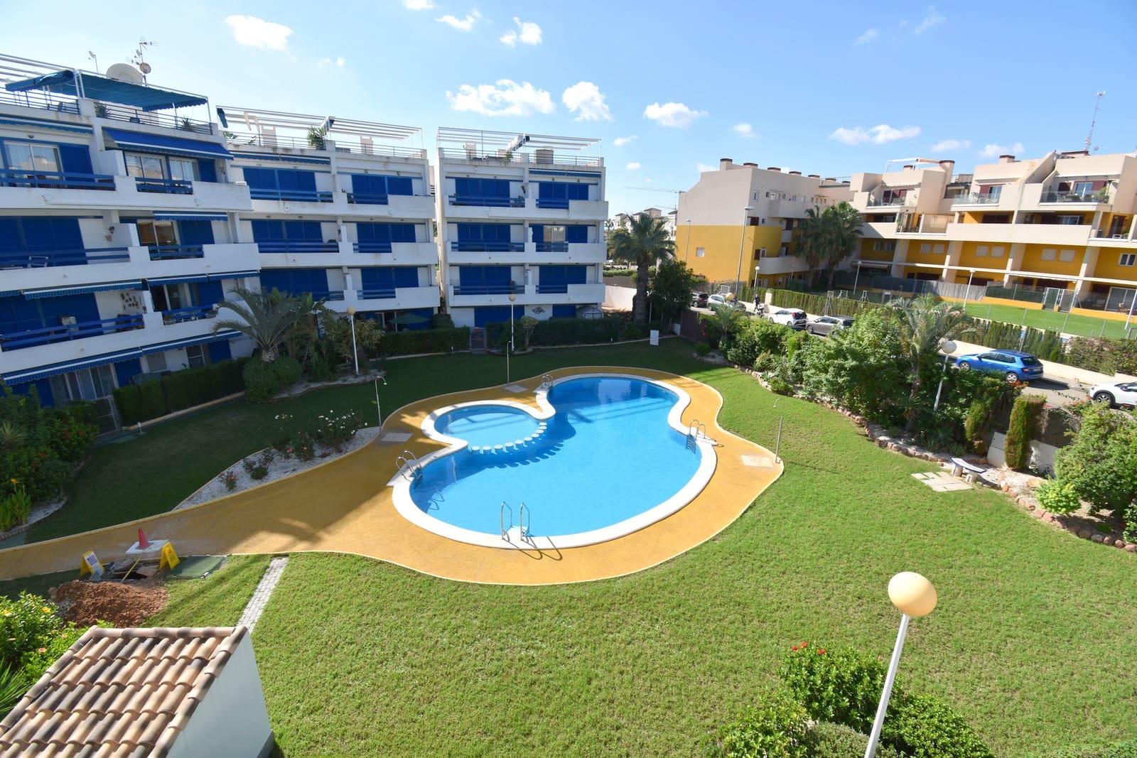 2 sovrum Lägenhet till salu i La Zenia med pool garage - 215 000 € (Ref: 10146321)