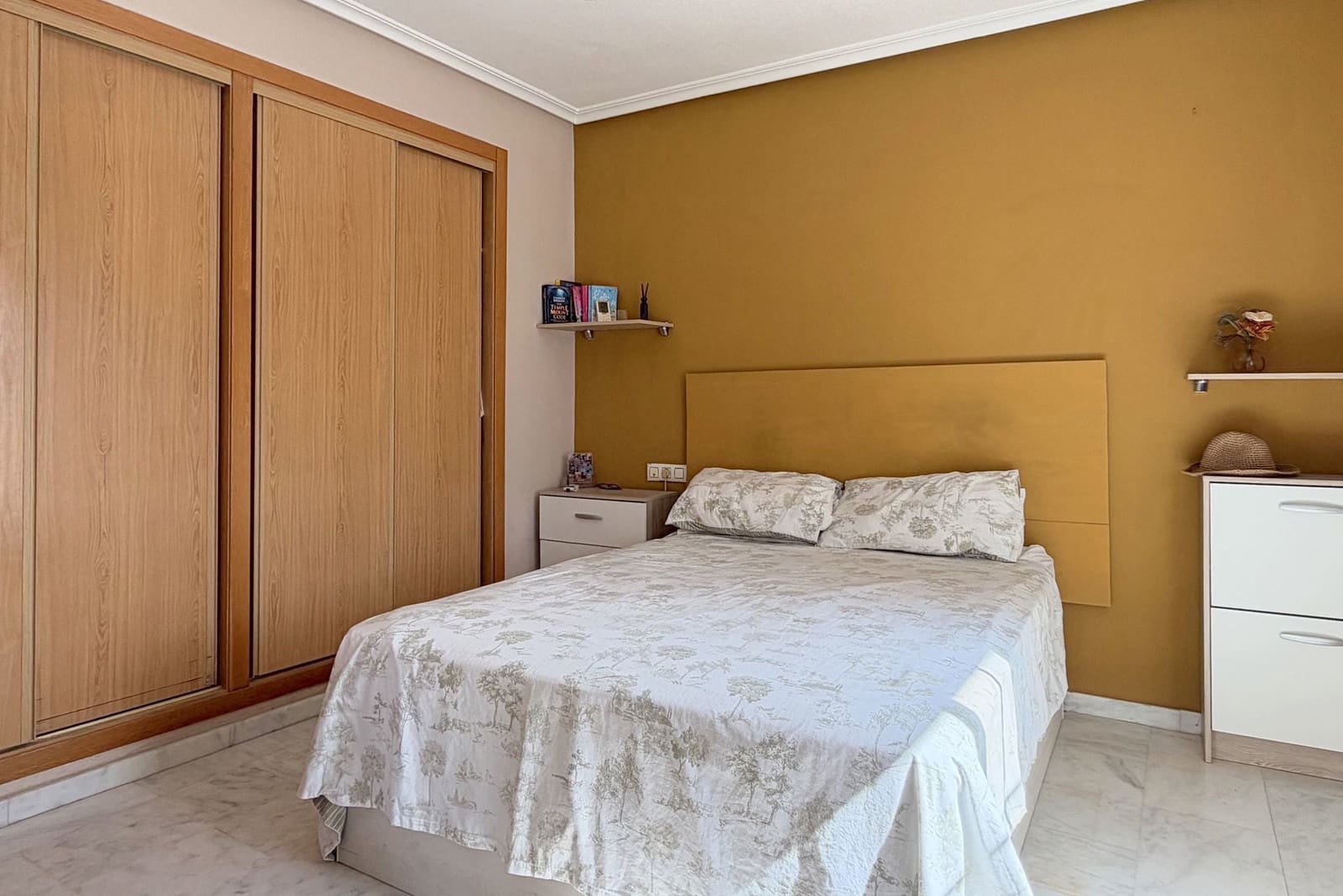 3 sovrum Villa till salu i Villamartin med pool garage - 399 000 € (Ref: 10148342)