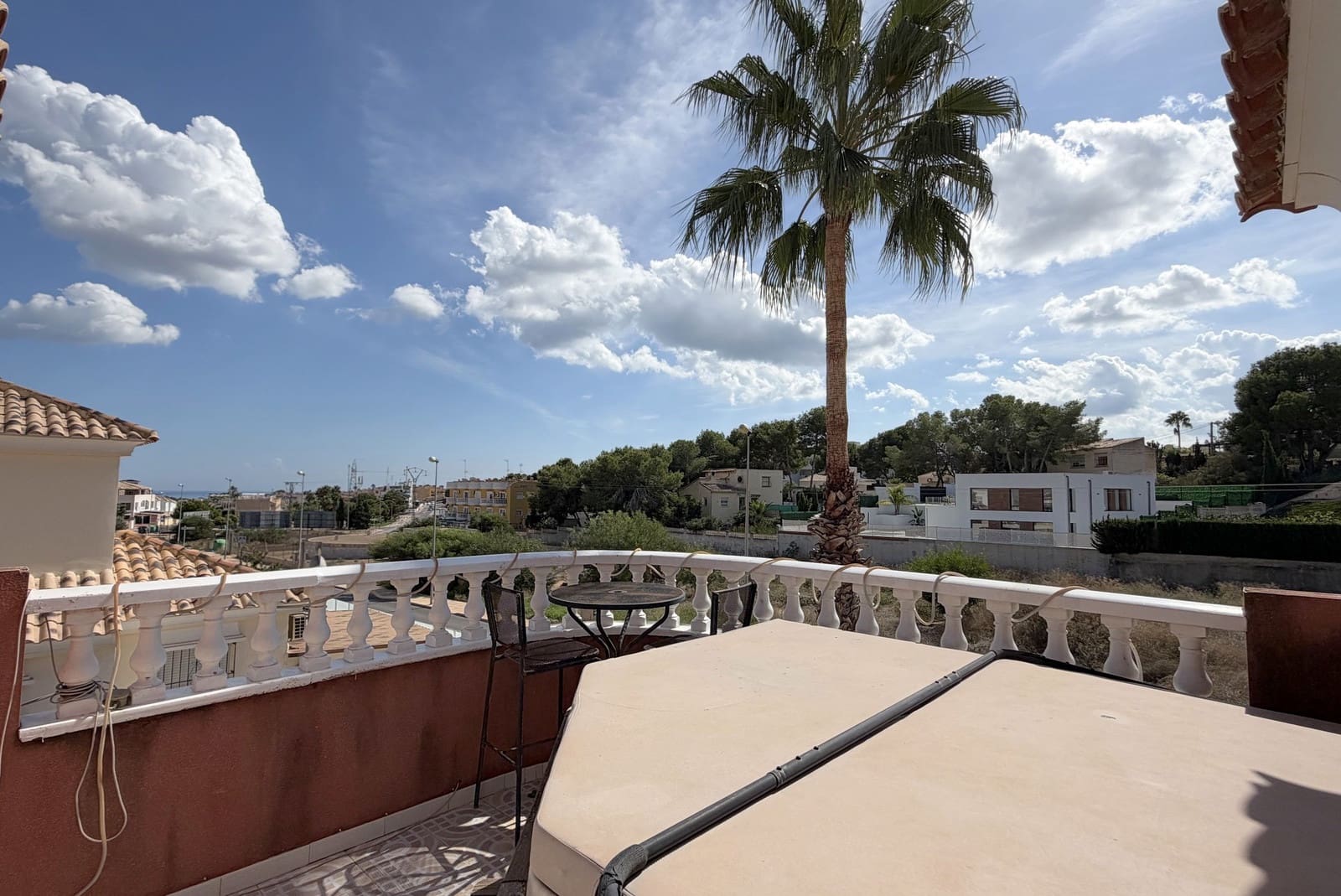 3 sovrum Villa till salu i Villamartin med pool garage - 399 000 € (Ref: 10148342)