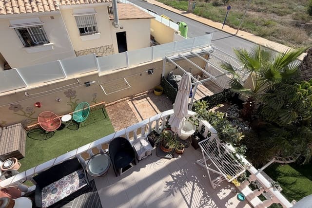 3 sovrum Villa till salu i Villamartin, Orihuela med pool garage - 399 000 € (Ref: 10148342)