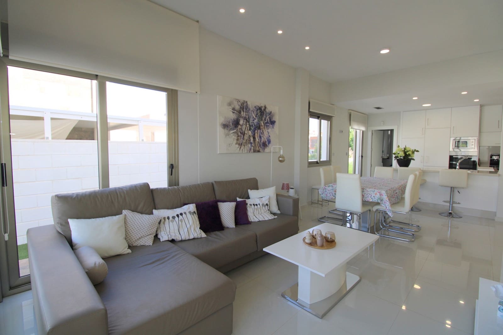 3 bedroom Villa for sale in Villamartin with pool garage - € 439,000 (Ref: 10150277)