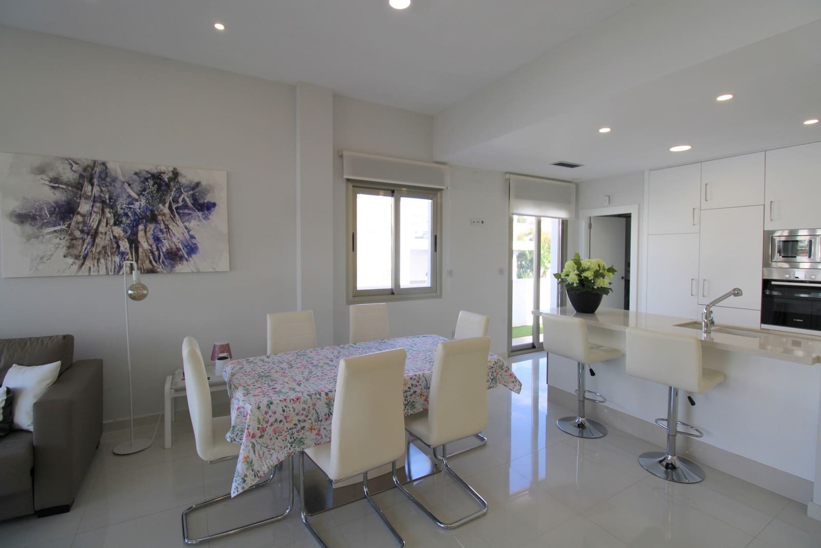 3 bedroom Villa for sale in Villamartin with pool garage - € 439,000 (Ref: 10150277)