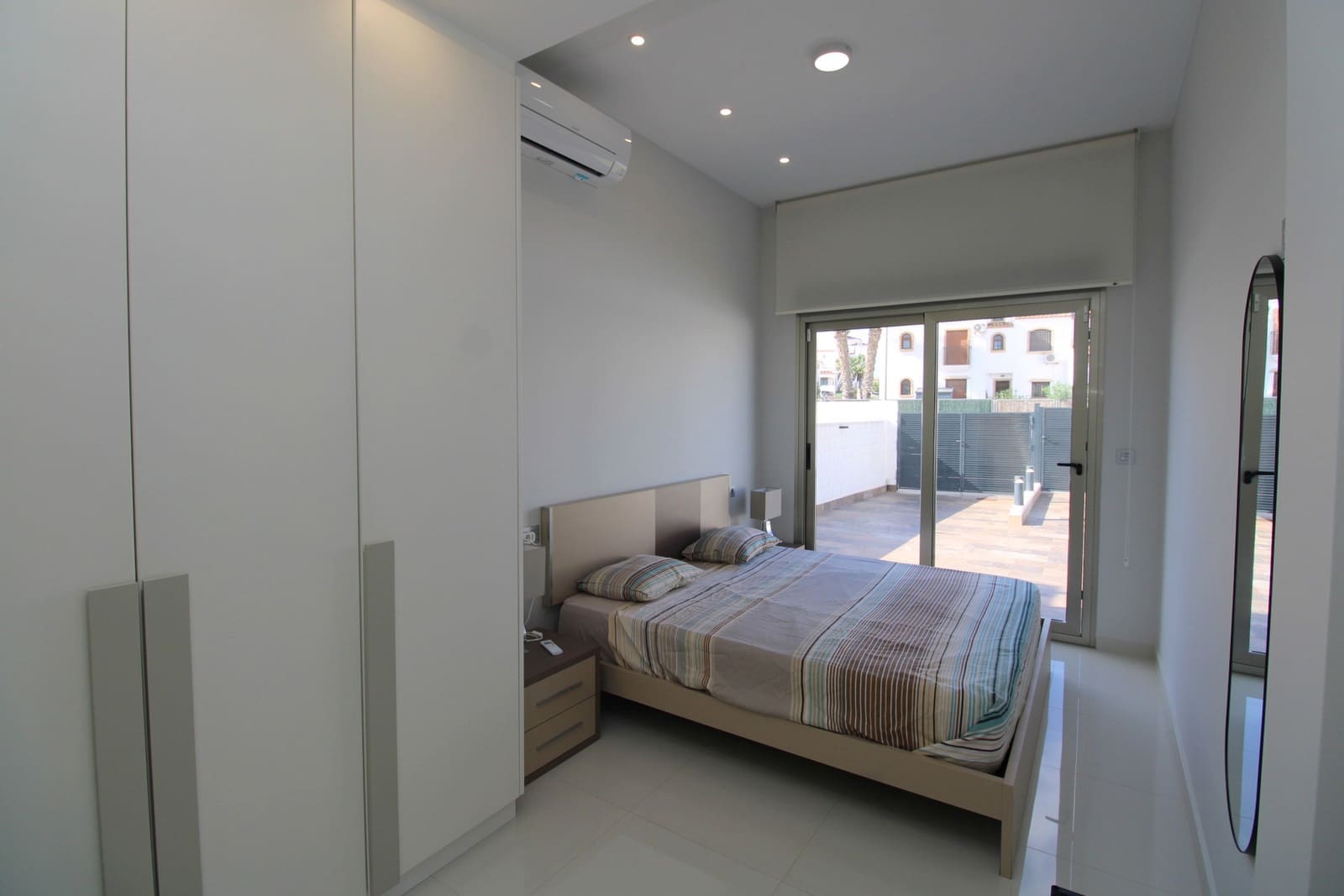 3 bedroom Villa for sale in Villamartin with pool garage - € 439,000 (Ref: 10150277)