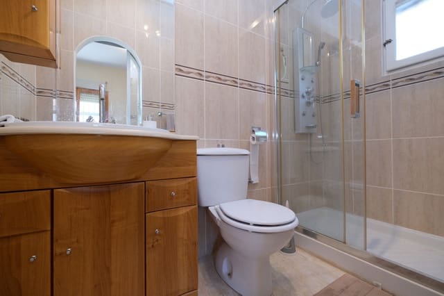 2 soverom Villa til salgs i La Florida, Orihuela med svømmebasseng garasje - € 339 995 (Ref: 10150278)