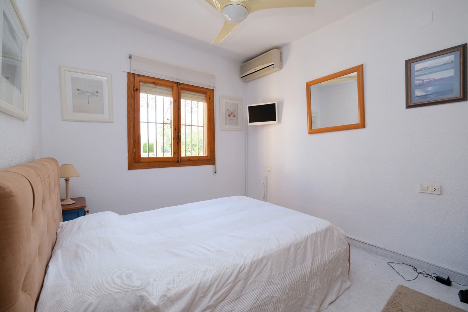 2 bedroom Villa for sale in La Florida with pool garage - € 339,995 (Ref: 10150278)