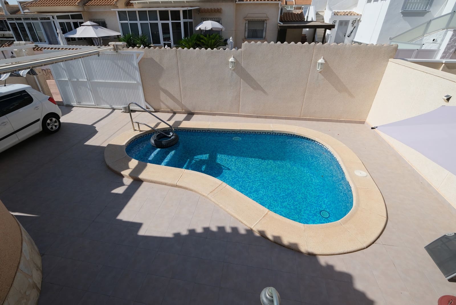 2 bedroom Villa for sale in La Florida with pool garage - € 339,995 (Ref: 10150278)