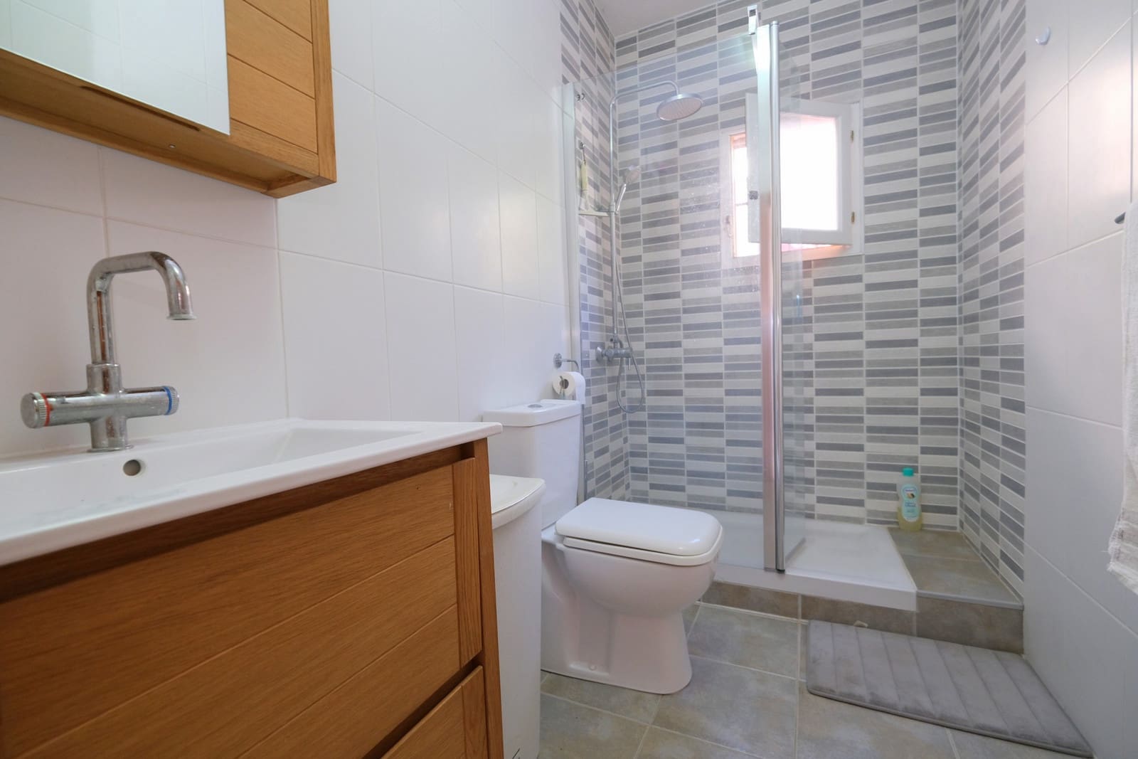 2 bedroom Villa for sale in La Florida with pool garage - € 339,995 (Ref: 10150278)