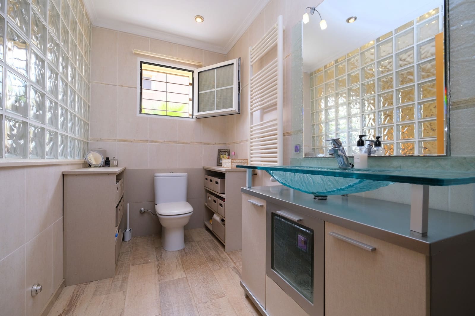 3 slaapkamer Villa te koop in Cabo Roig met zwembad garage - € 749.000 (Ref: 10157411)