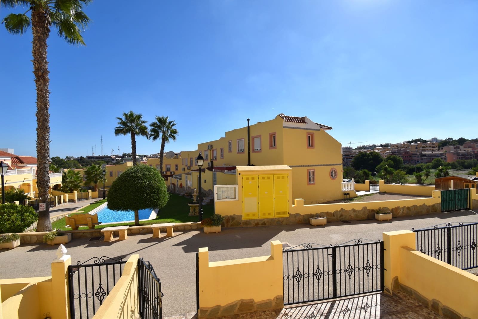 2 slaapkamer Appartement te koop in Villamartin met zwembad garage - € 144.999 (Ref: 10157412)