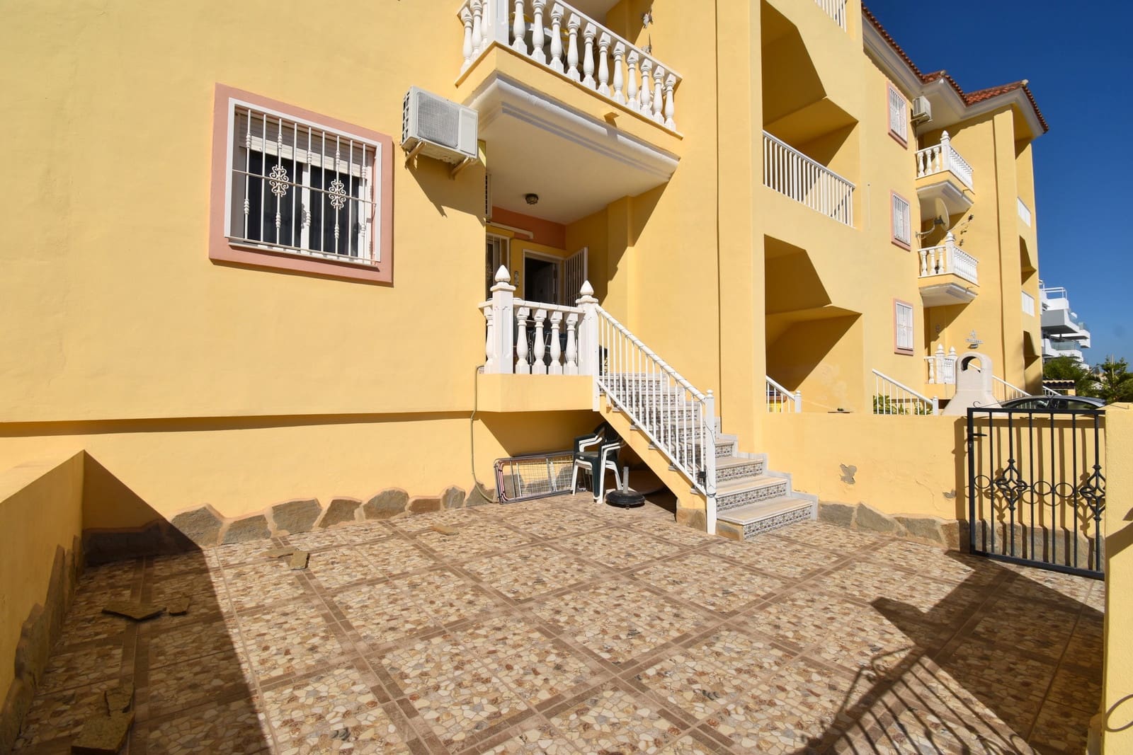 2 slaapkamer Appartement te koop in Villamartin met zwembad garage - € 144.999 (Ref: 10157412)