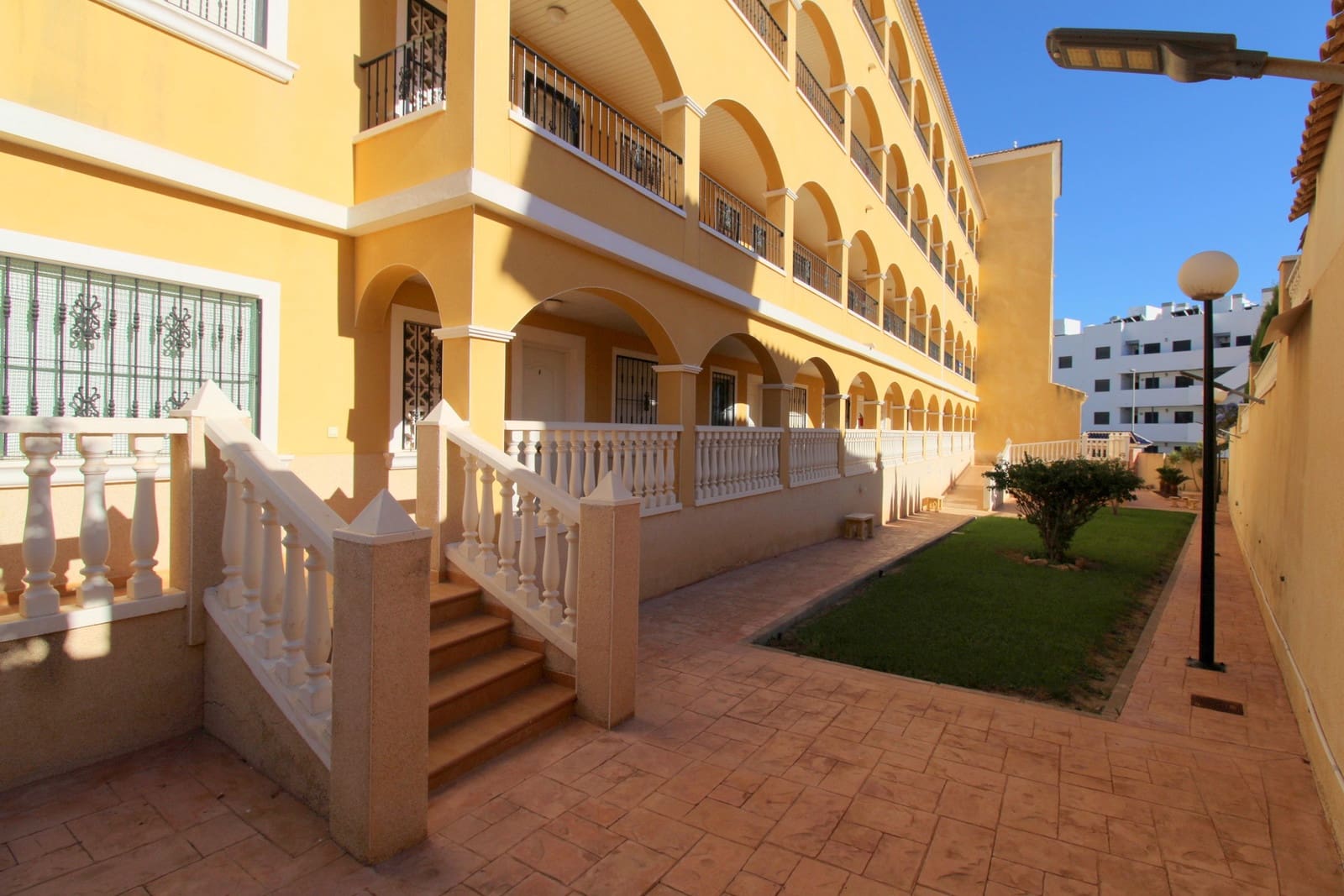 2 sovrum Lägenhet till salu i Villamartin med pool garage - 130 000 € (Ref: 10157413)