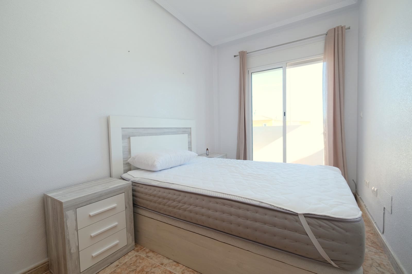 2 soverom Hus til salgs i Punta Prima med svømmebasseng garasje - € 195 000 (Ref: 10161053)