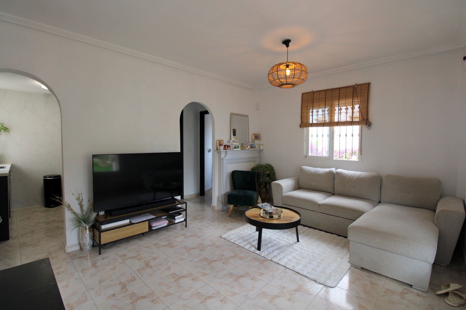 3 bedroom Villa for sale in Villamartin with pool garage - € 429,900 (Ref: 10161054)