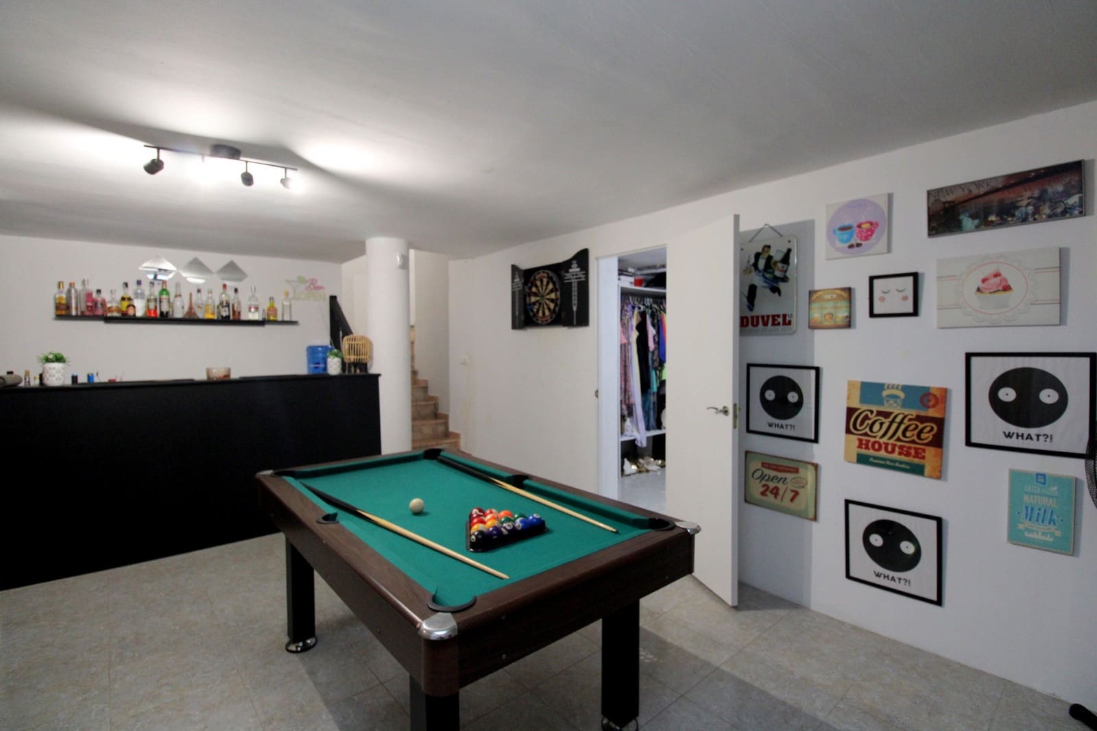 3 bedroom Villa for sale in Villamartin with pool garage - € 429,900 (Ref: 10161054)